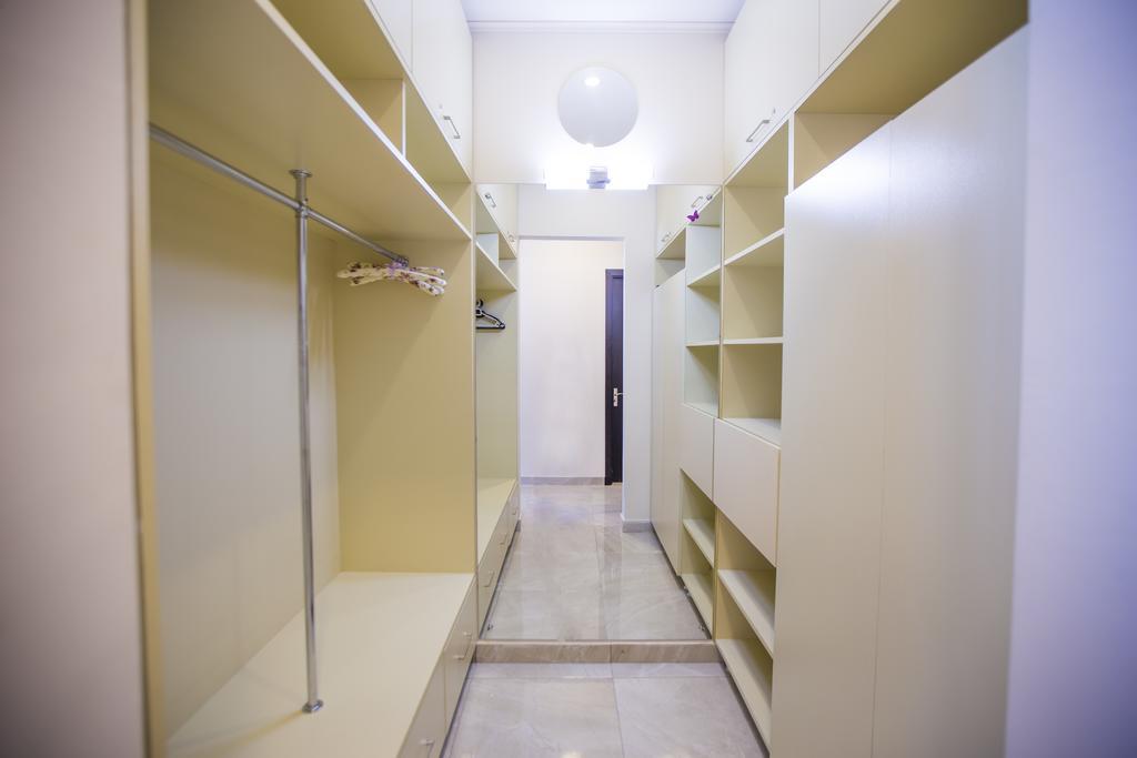 Apartment Magnolia Rustaveli 62 Batoemi Buitenkant foto